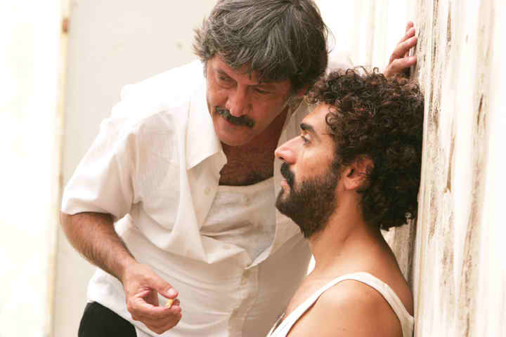 scena uomo di vetro scena uomo di vetro
